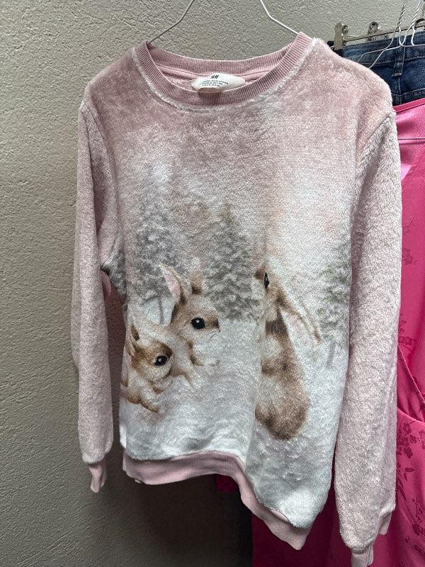 Kanínu peysa