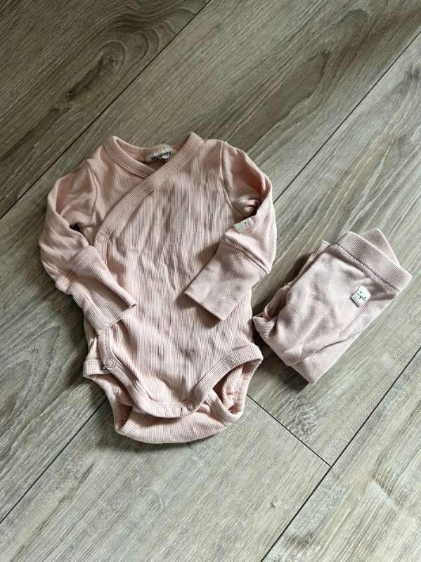 Kappahl bleikt ungbarnasett
