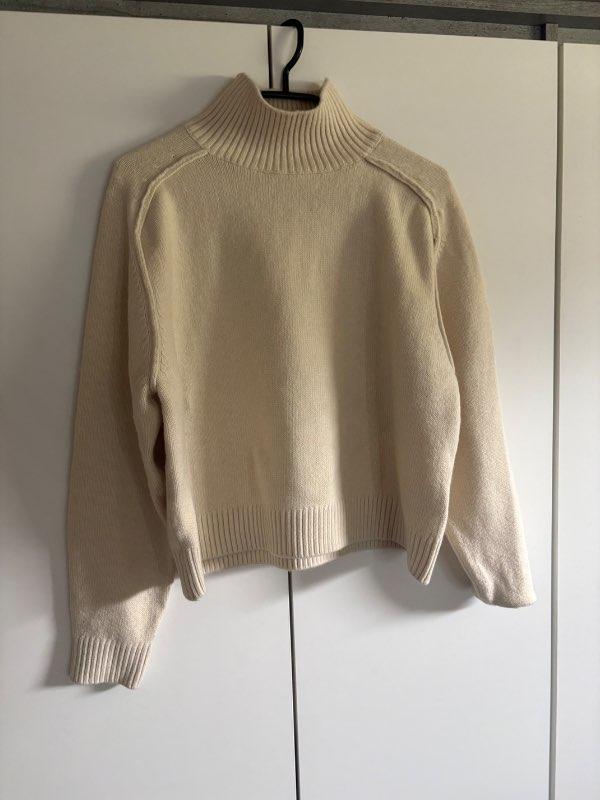 Knit kraga peysa