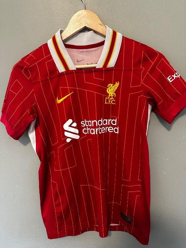 LFC treyja (eins og ný)