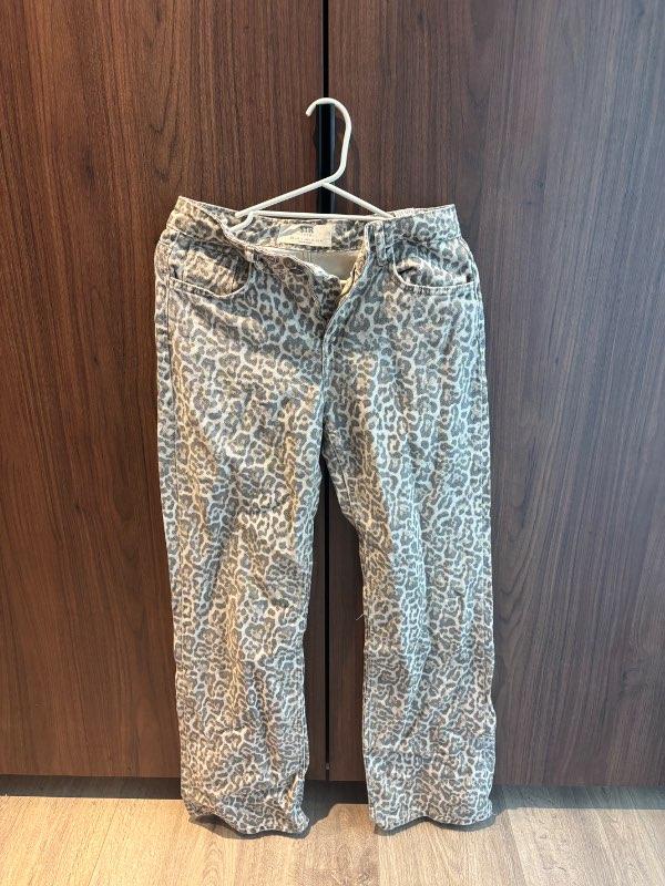 Leopard print gallabuxur