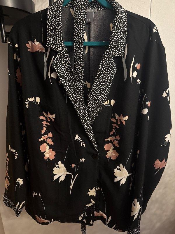 Lindex blóma blazer