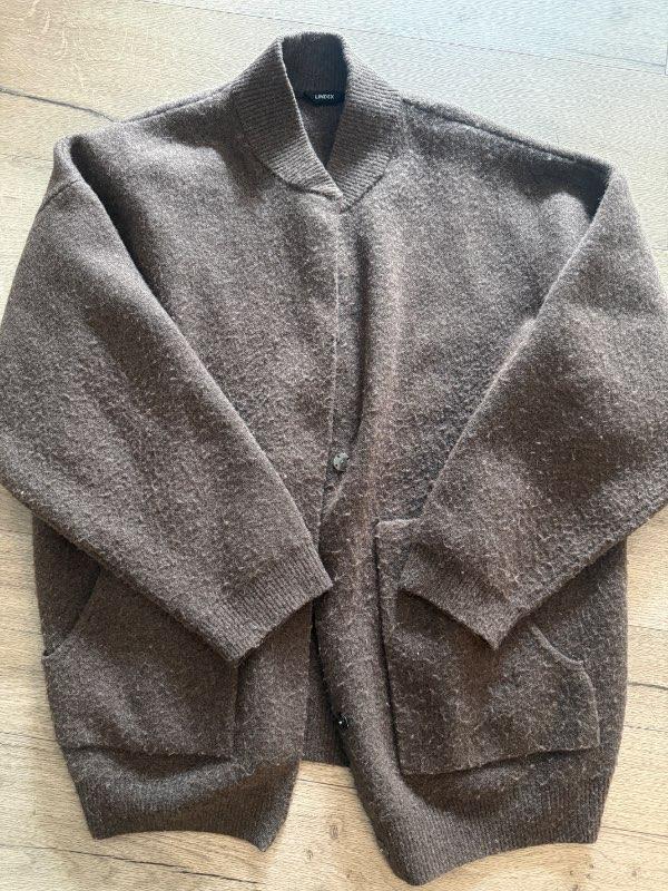 Lindex brun jakkapeysa