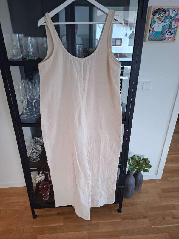 Ljós samfestingur