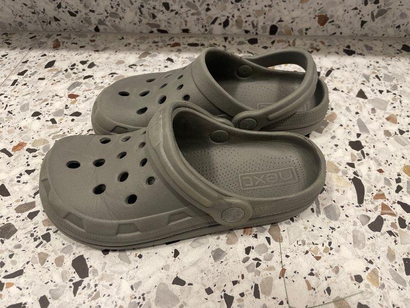 Next Crocs skór