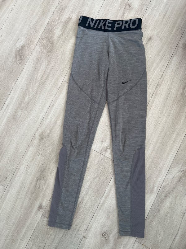 *NikePRO gráar leggings