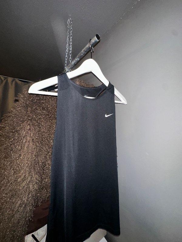 Nike bolur