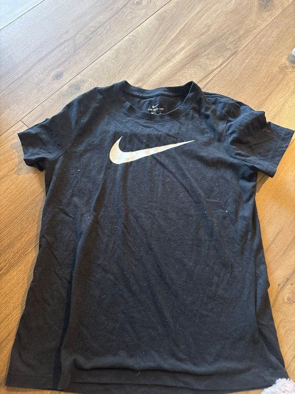 Nike bolur svartur