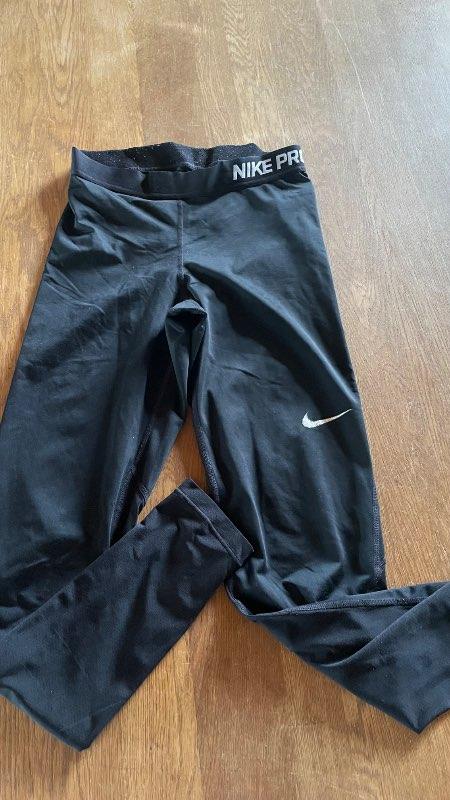 Nike buxur