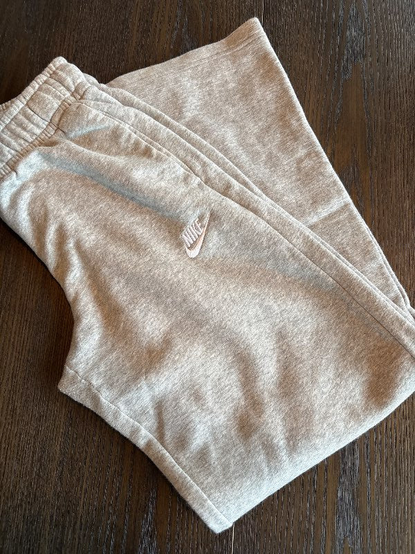 Nike gráar jogging