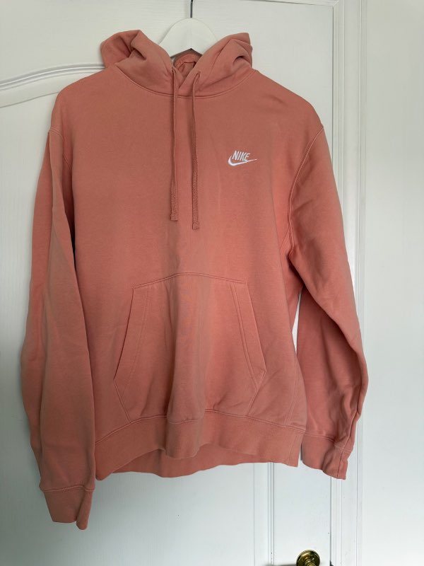 Nike hettupeysa ferskjubleik