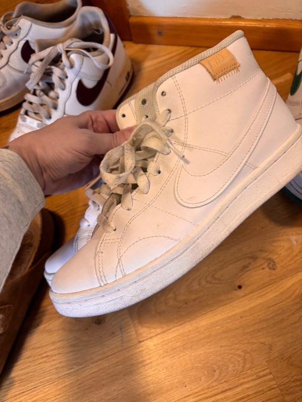 Nike hvítir