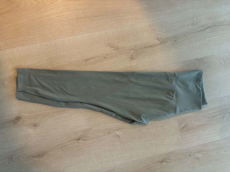 Nike íþróttabuxur (óléttu)
