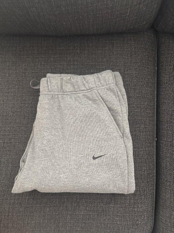 Nike joggingbuxur