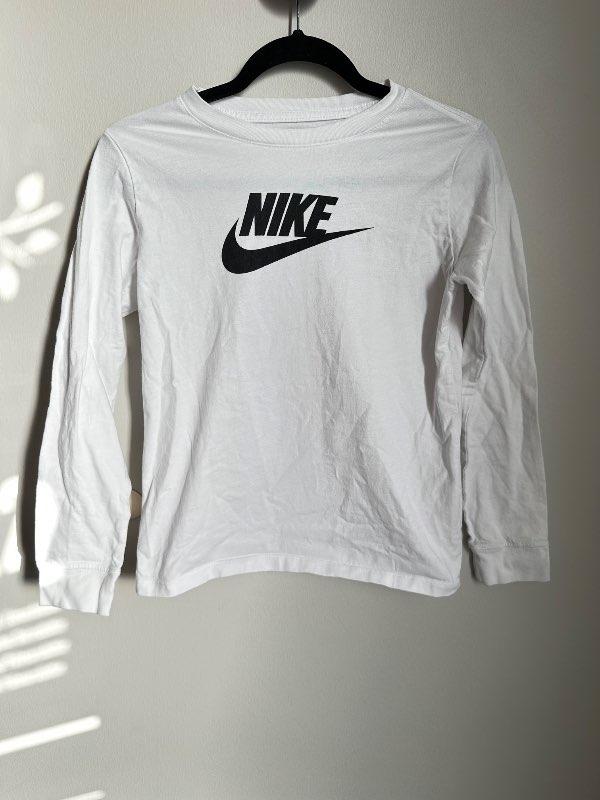 Nike langerma bolur