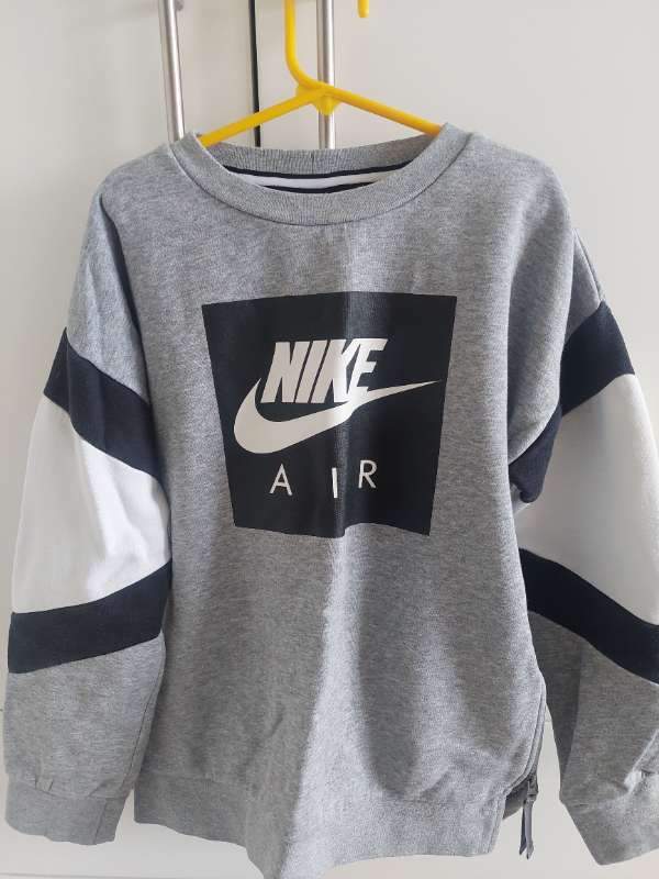 Nike peysa