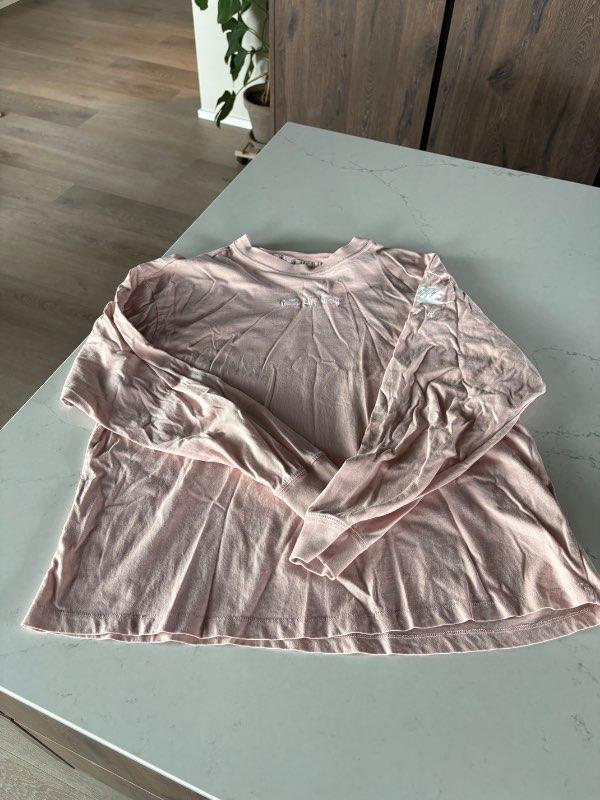 Nike peysa bleik