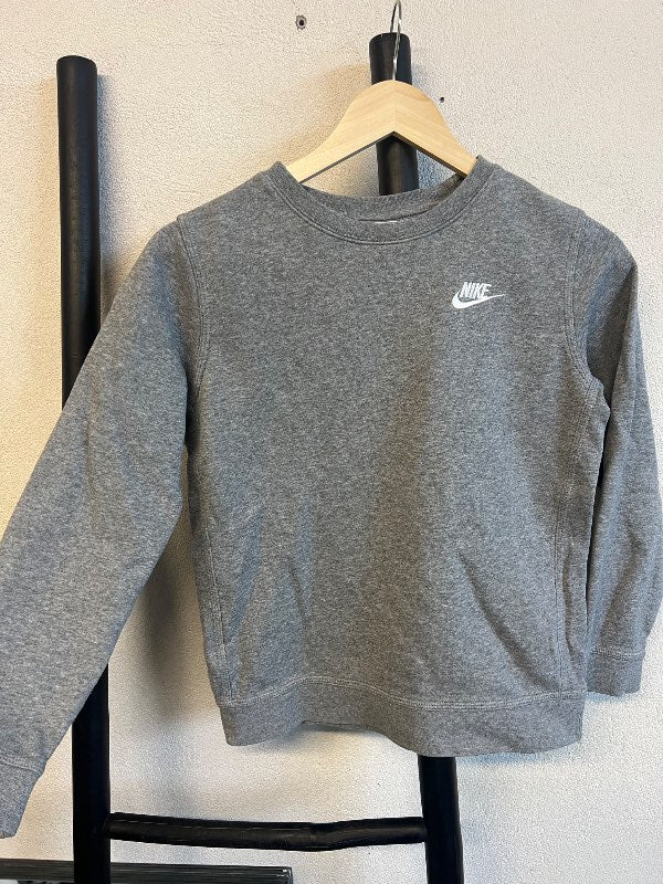 *Nike peysa grá