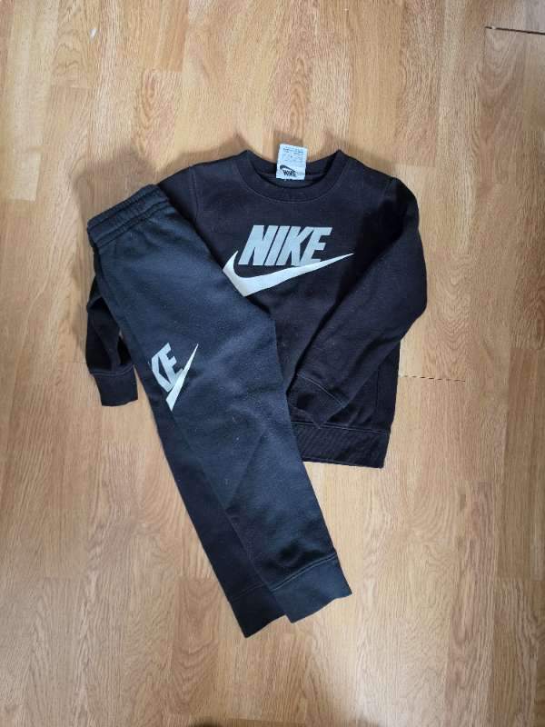 Nike sett