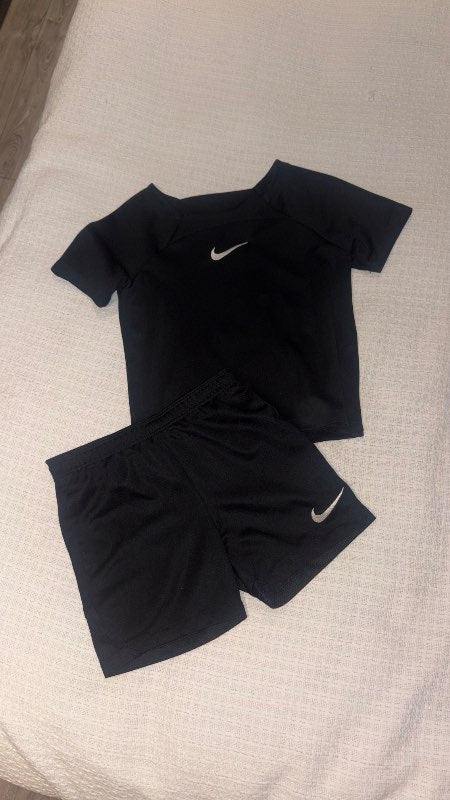 Nike sett