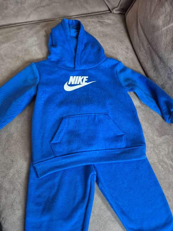 Nike sett blátt