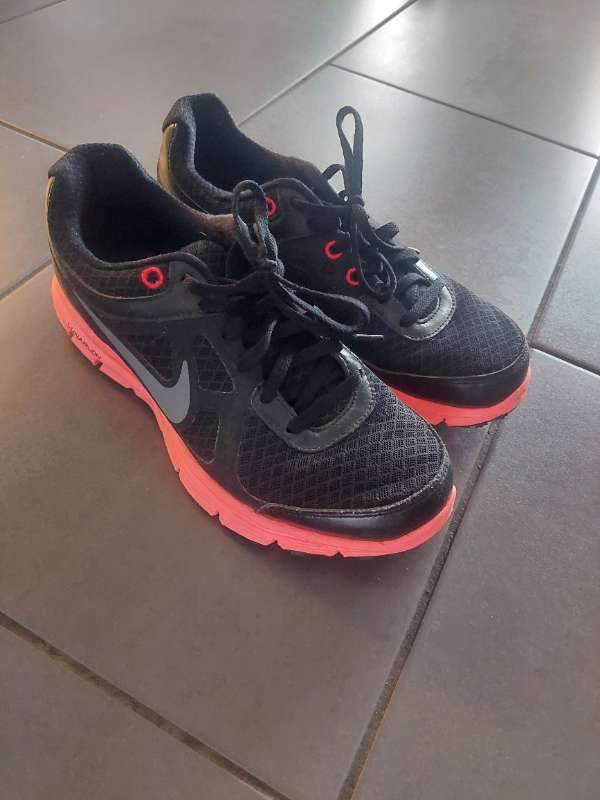 Nike skór