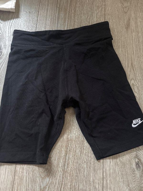 Nike stuttbuxur