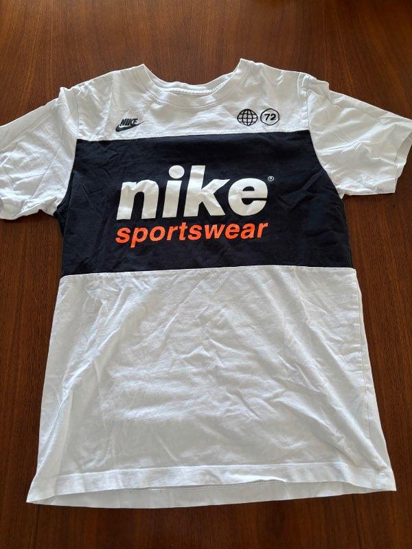 Nike stuttermabolur