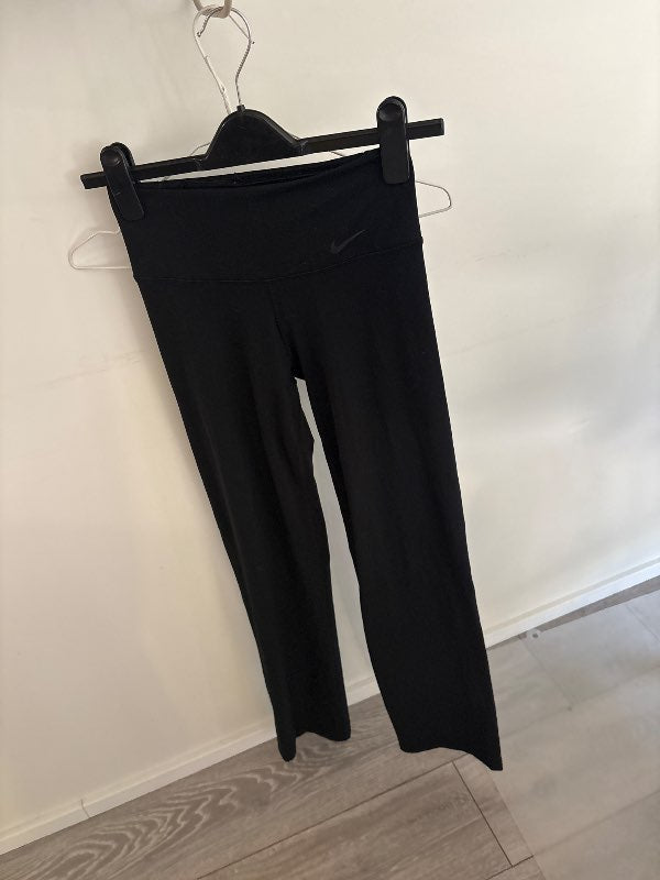Nike yoga buxur