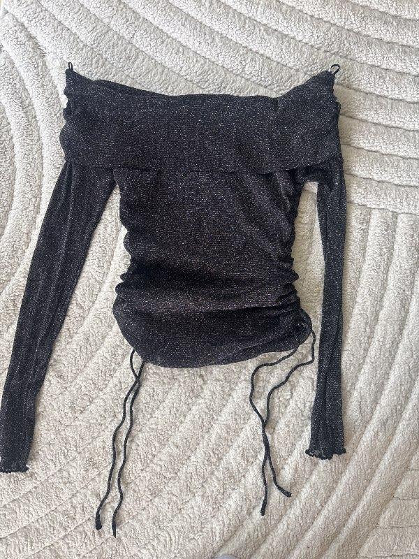 Off shoulder glimmerGina tricot