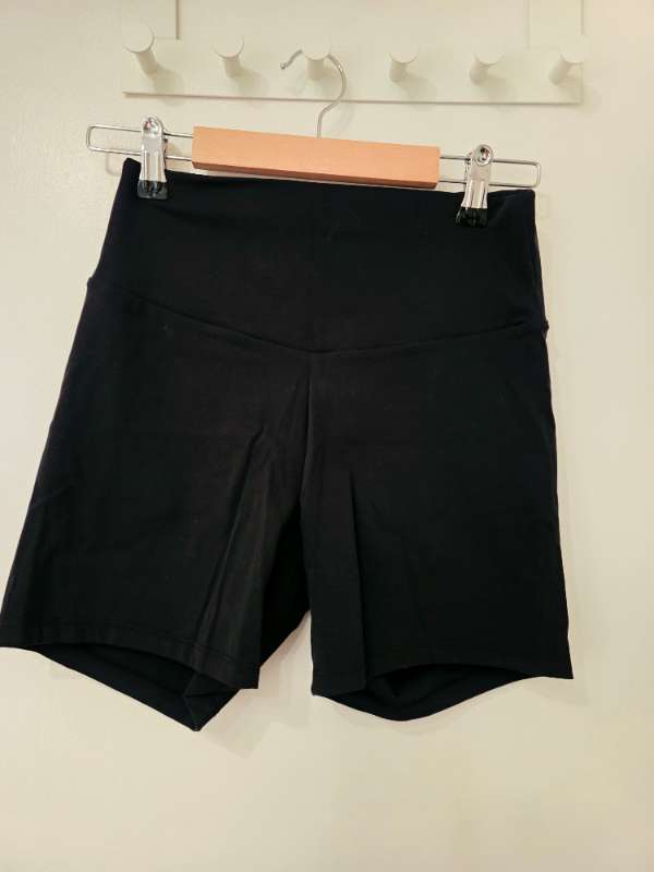 Oysho stuttbuxur