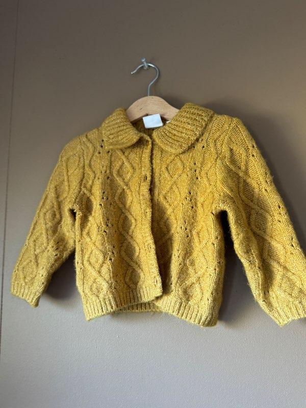Peysa þykk karrý gul st.80