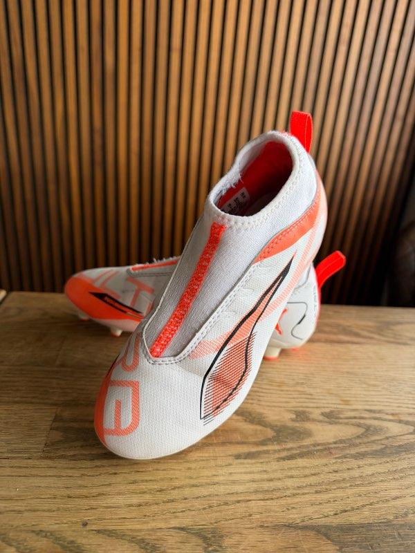 Puma takkaskór