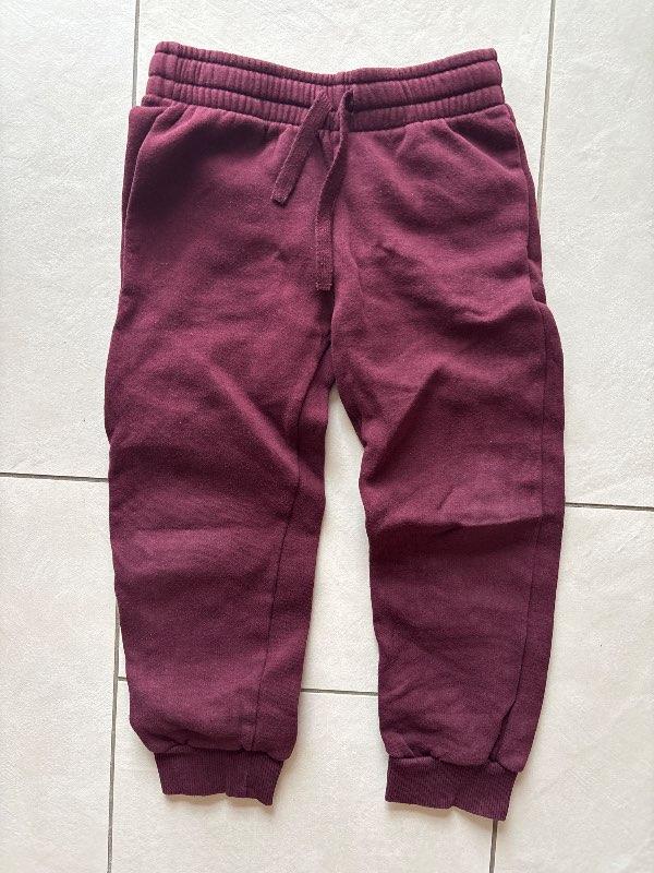 Rauðar H&M buxur