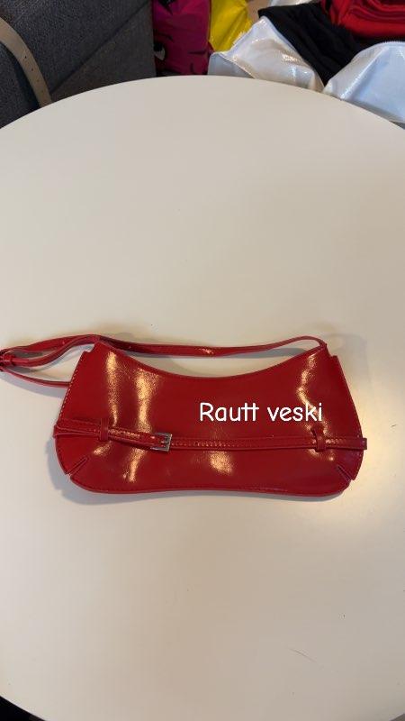 Rautt veski