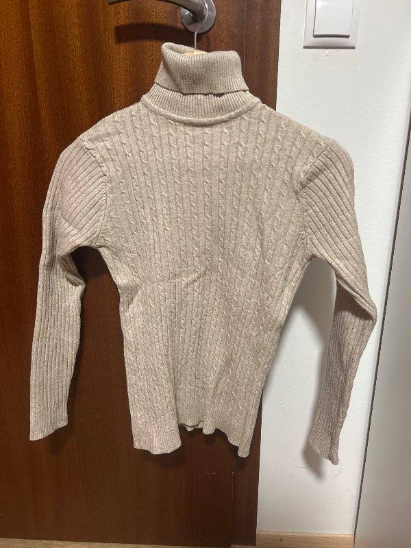 Rúllukragapeysa beige
