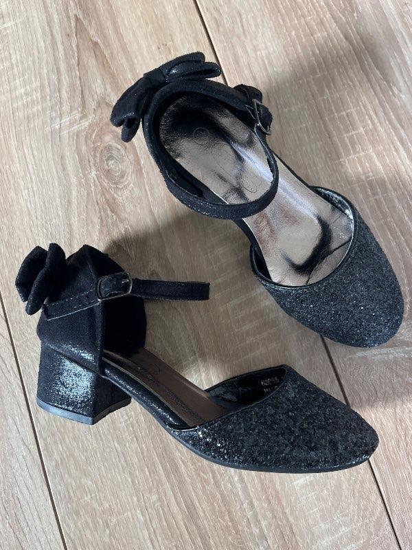 Shiny shoes