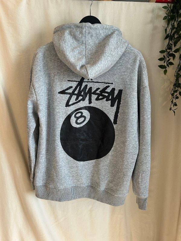 Stussy hettupeysa