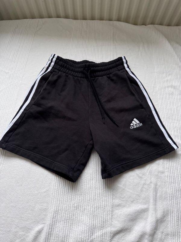 Stuttbuxur adidas svartar