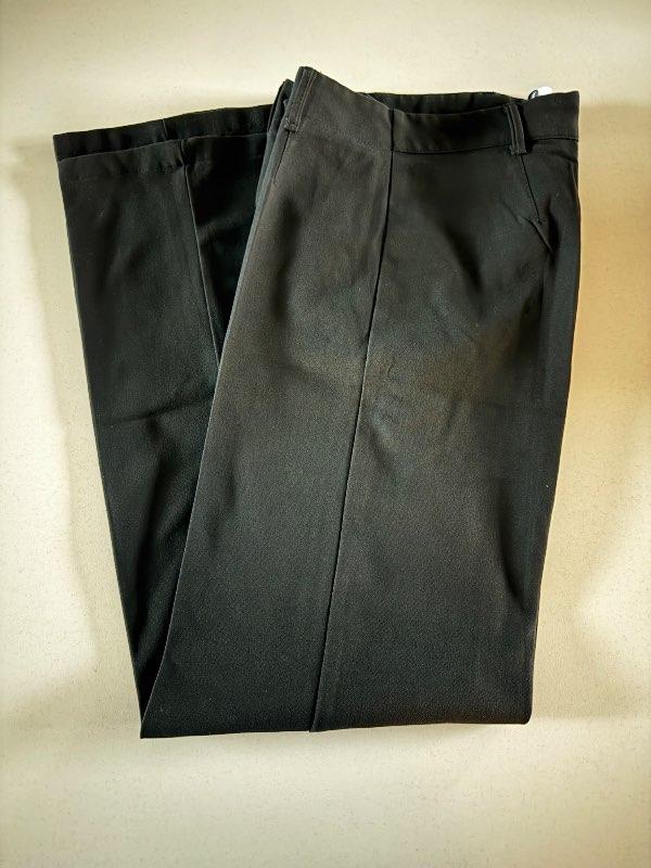 Svartar buxur Bershka