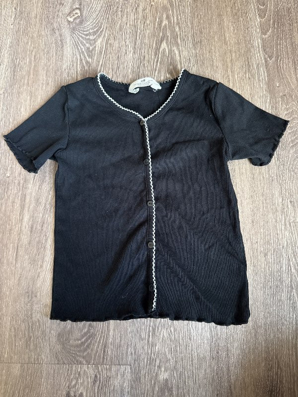 Svartur H&M bolur hnepptur