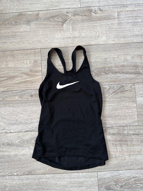 Svartur Nike hlýrabolur