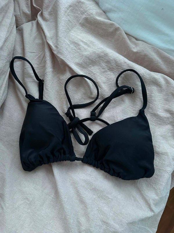 Svartur bikiní toppur