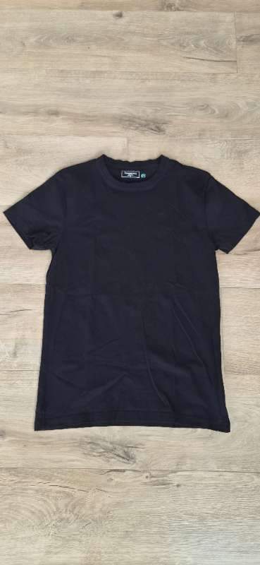 Svartur dressman bolur