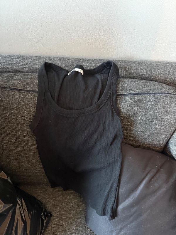 Svartur ribbed tank