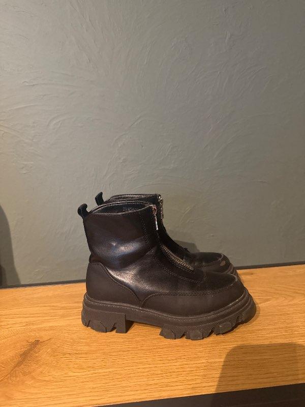 Svört boots