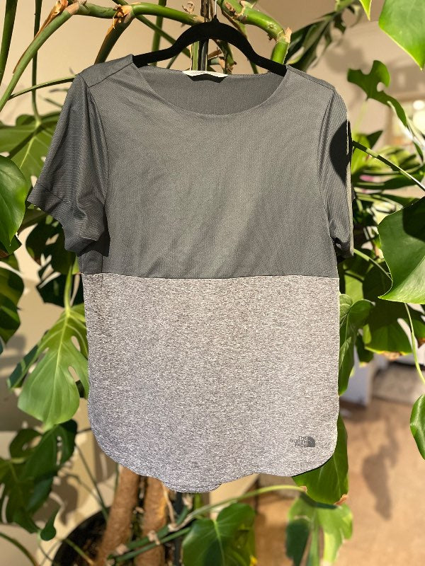 TheNorthFace hiking t-shirt ||G