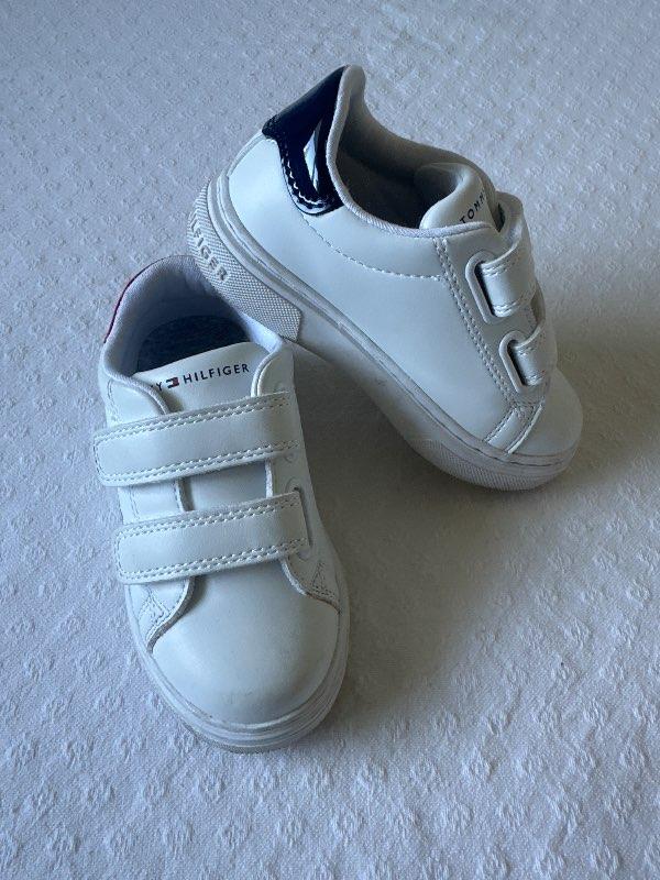 Tommy Hilfiger strigaskór
