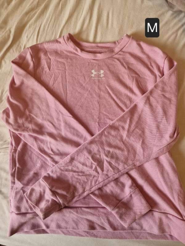 Under Armour peysa
