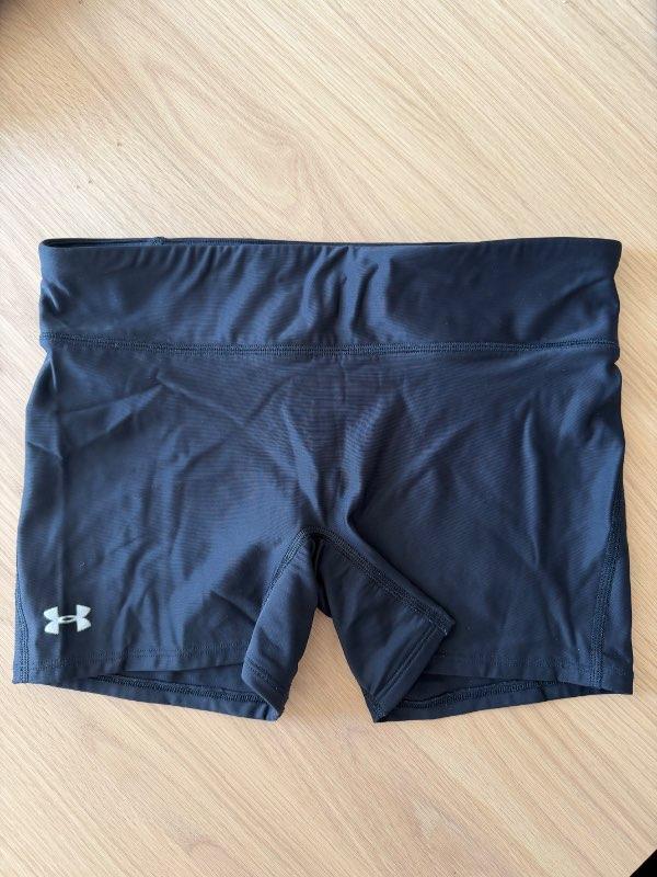 Under Armour stuttbuxur